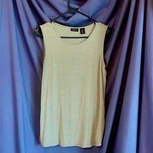 Cute and professional striped tank! Good material!